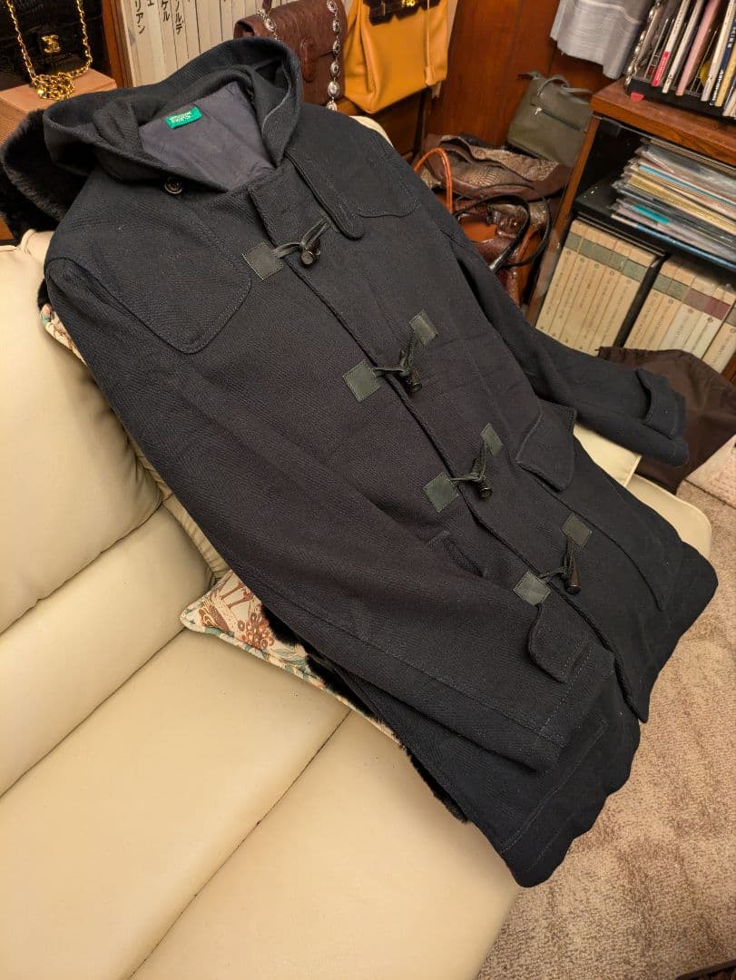 BENETTON カシミア混ウールダッフルコート　ミッドナイトブルー　イタリア製