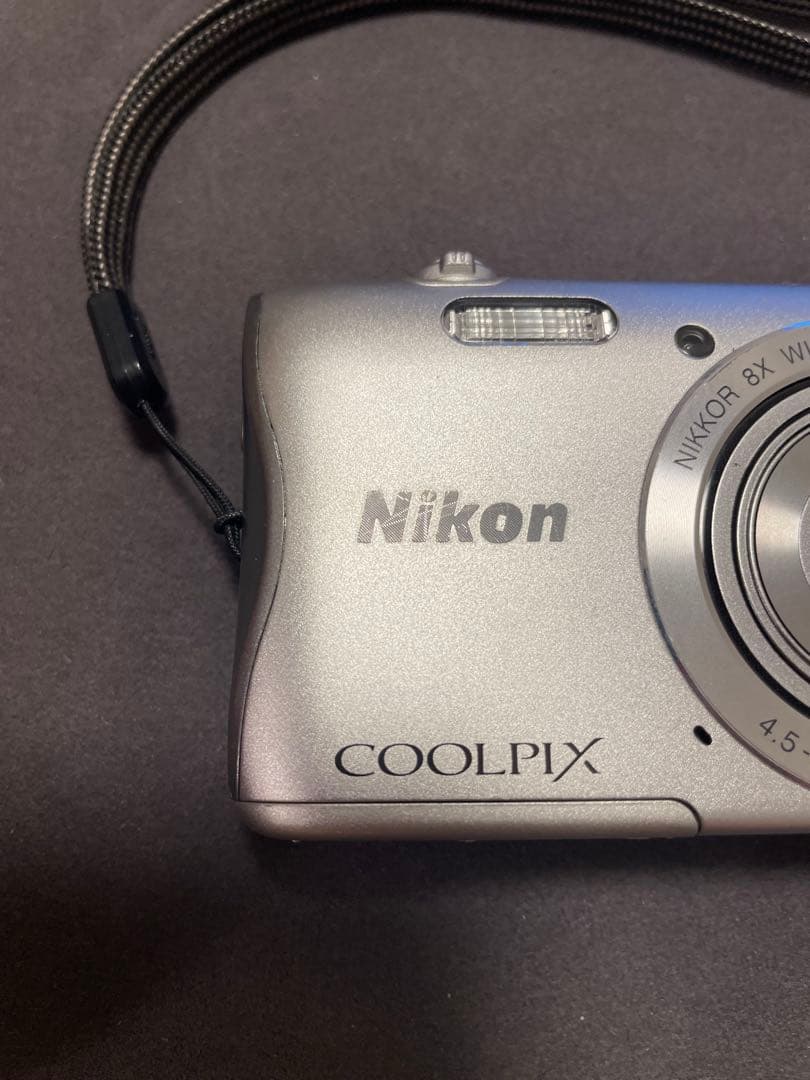 Nikon COOLPIX コンパクトデジタルカメラ　S3700【本体のみ】