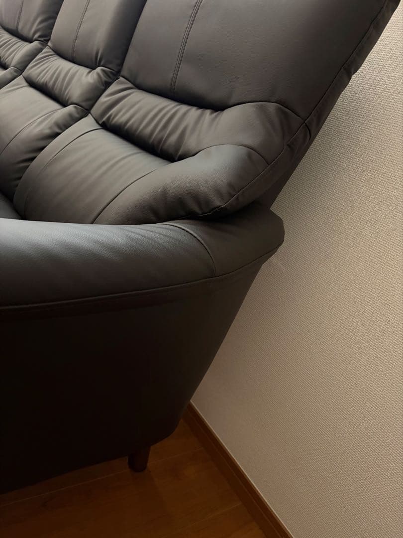 極美品　埼玉引取可　合成皮革3人掛けソファ