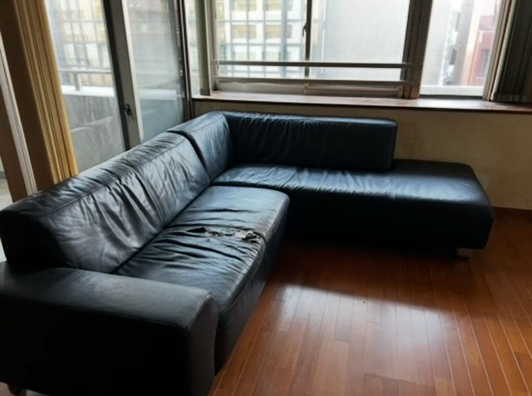 送料のみ　黒レザー ソファ　カウチ