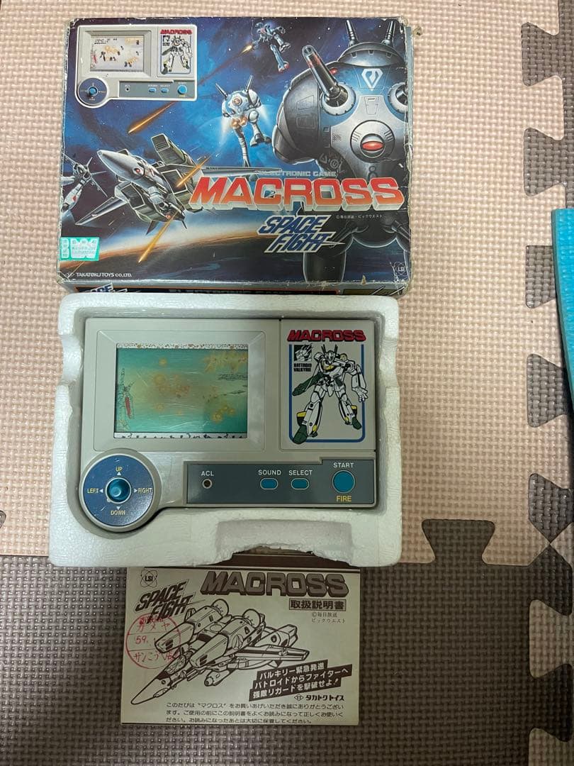 希少品　超時空要塞マクロス スペースファイト　ゲームウォッチ