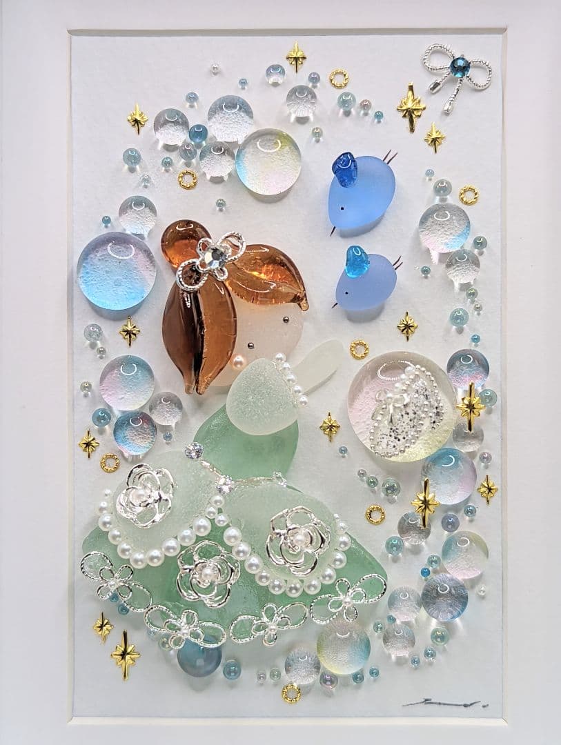 『Wearing a Glass Dreamed of…*』　シーグラスアート