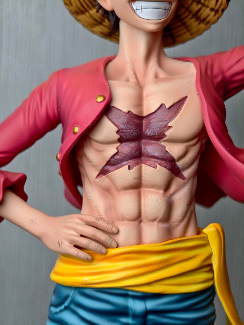 ワンピース モンキー・D・ルフィ フィギュア 樹脂製