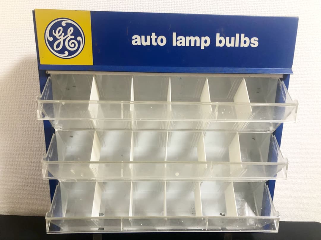 世田谷ベース 棚 ビンテージ　ショーケース