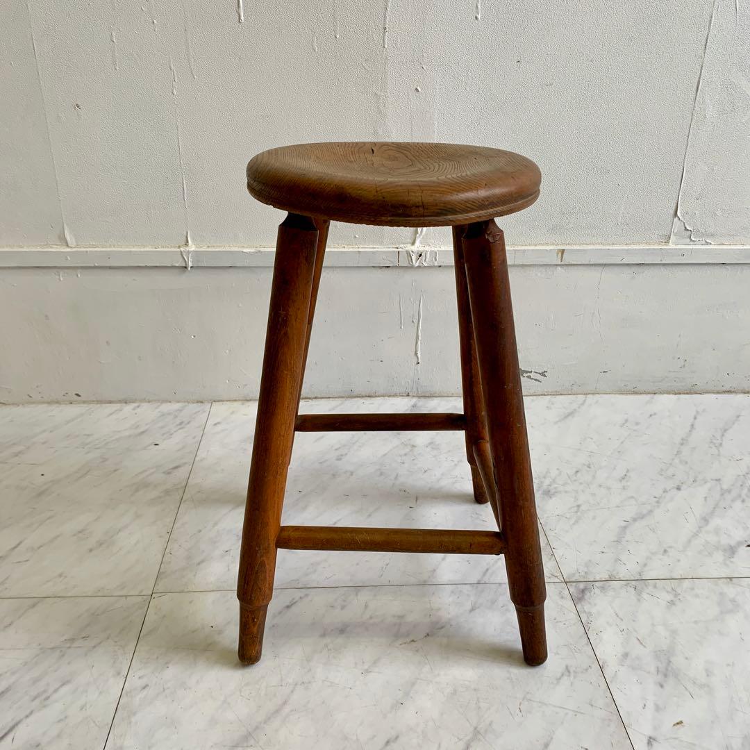 レトロな丸スツール 木製シンプルスツール 昭和レトロ