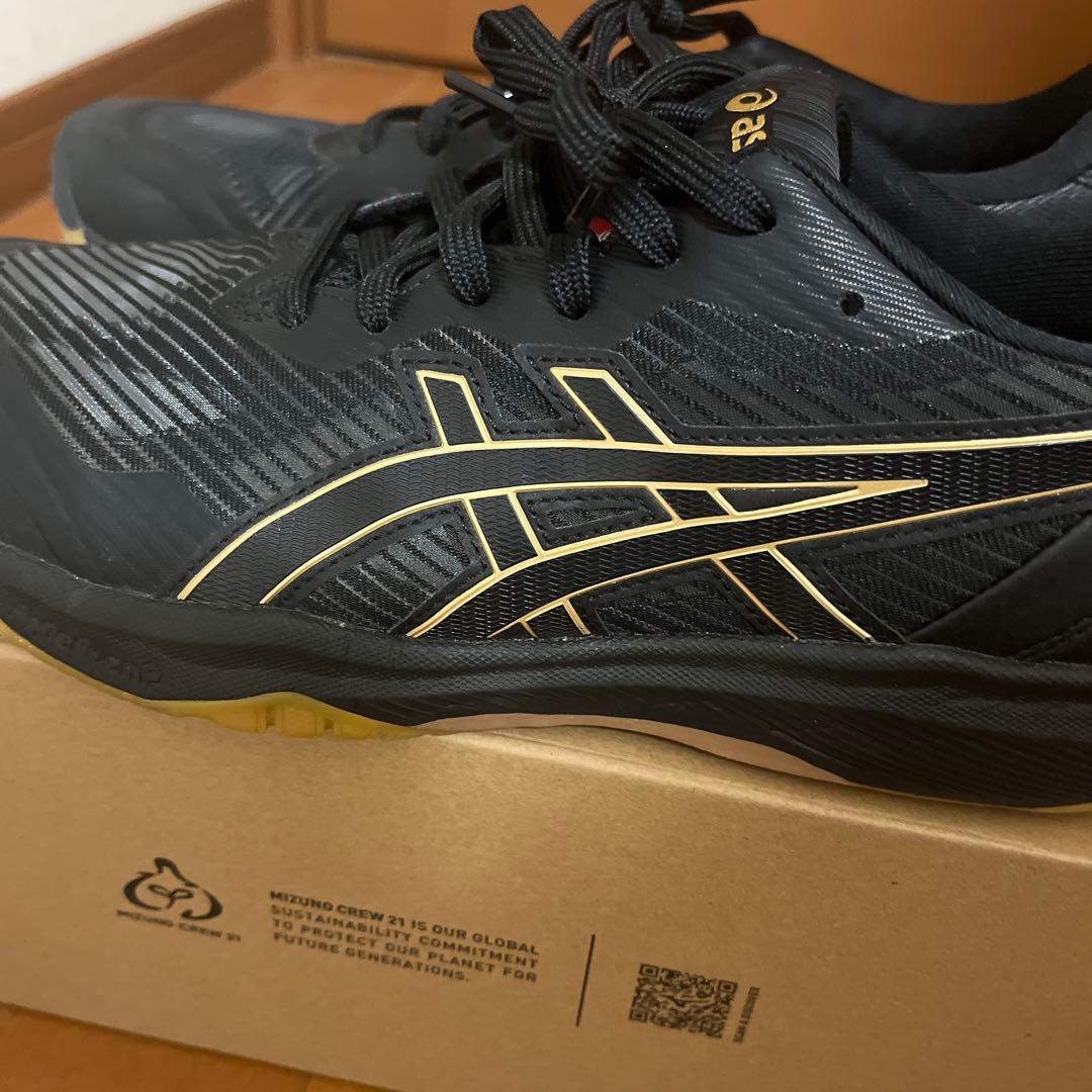 バレーボールシューズ　asics
