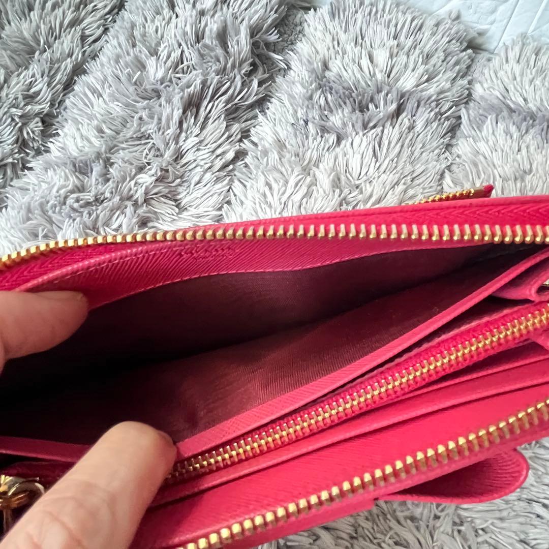 美品✨プラダ　L字ファスナー　サフィアーノ　長財布　フィオッコ　リボン　ピンク