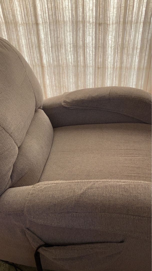 ニトリ電動リクライニングソファ（1人用）