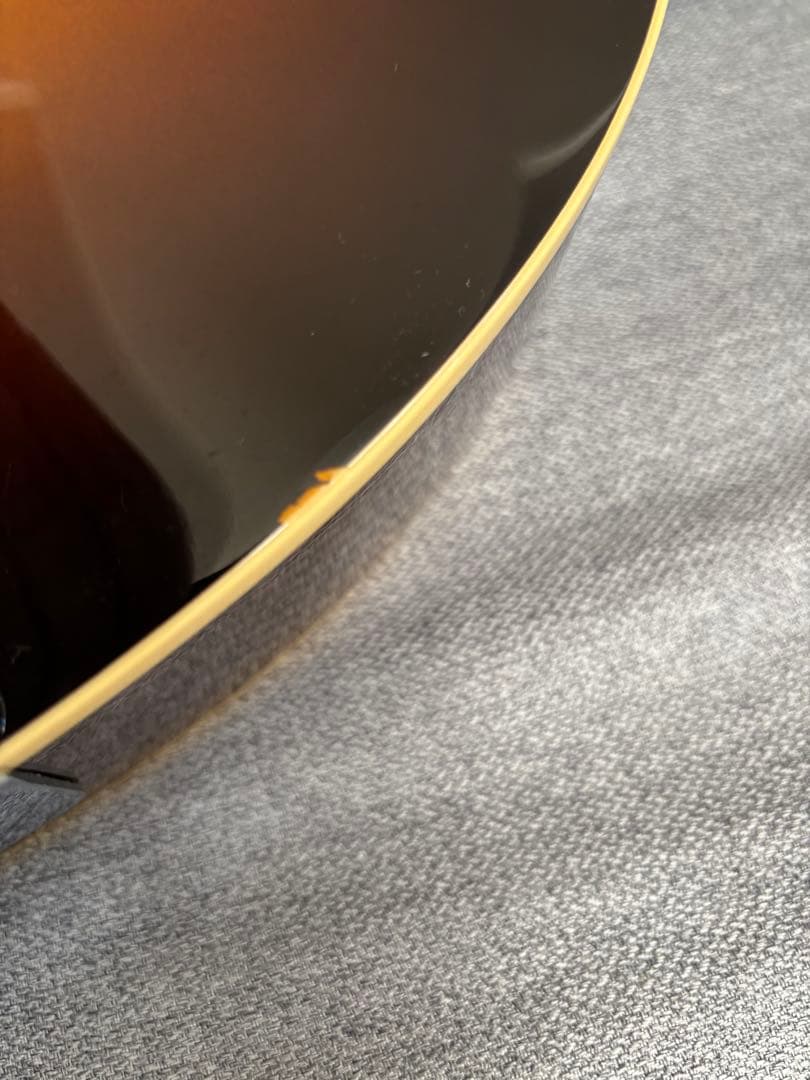 ギター Archtop Tribute AT101