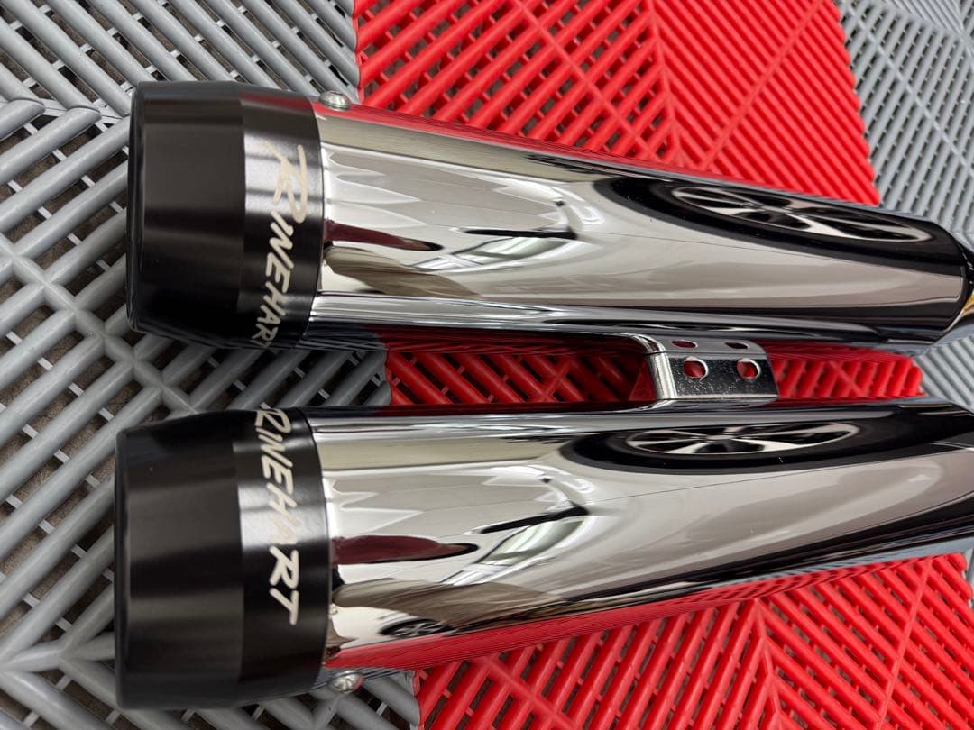 美品　ハーレー ラインハート　ブレイクアウト　3.5インチ マフラー　FXBR