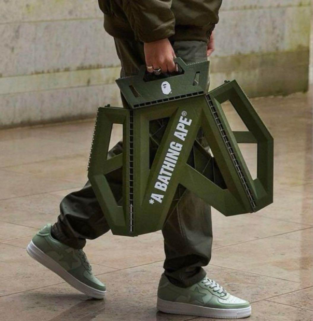 A BATHING APE FOLDING STOOL 折りたたみスツール