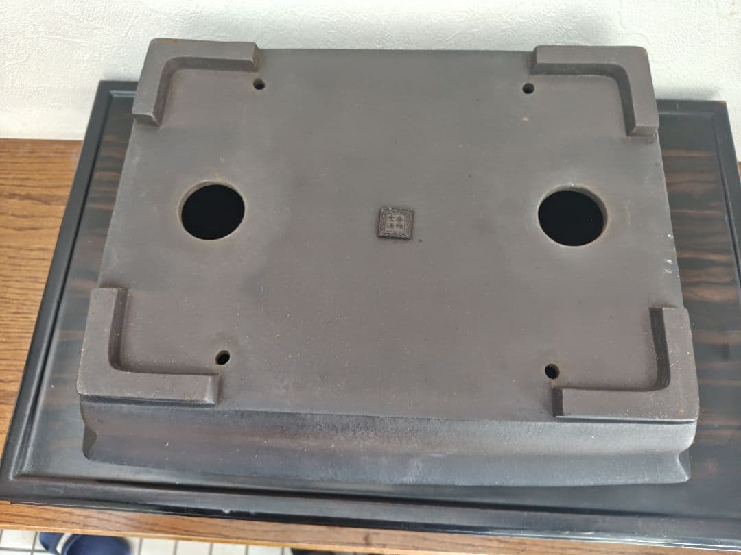 陶器製盆栽鉢　四角い盆栽鉢 春雅堂造　落款　大型