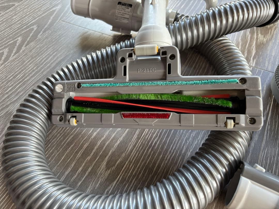 【中古】SHARP ＊ 掃除機 ＊ EC-CT12 ＊ サイクロン＊2023年製