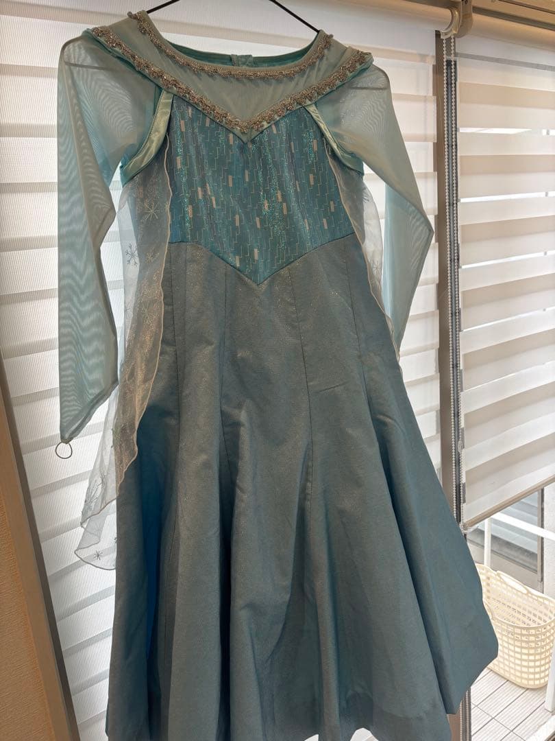 アナと雪の女王　エルサのドレス　140㌢