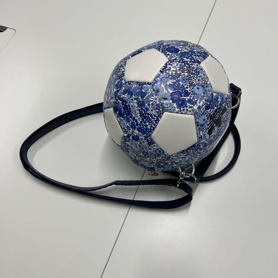 アディダス　サッカーボールバッグ
