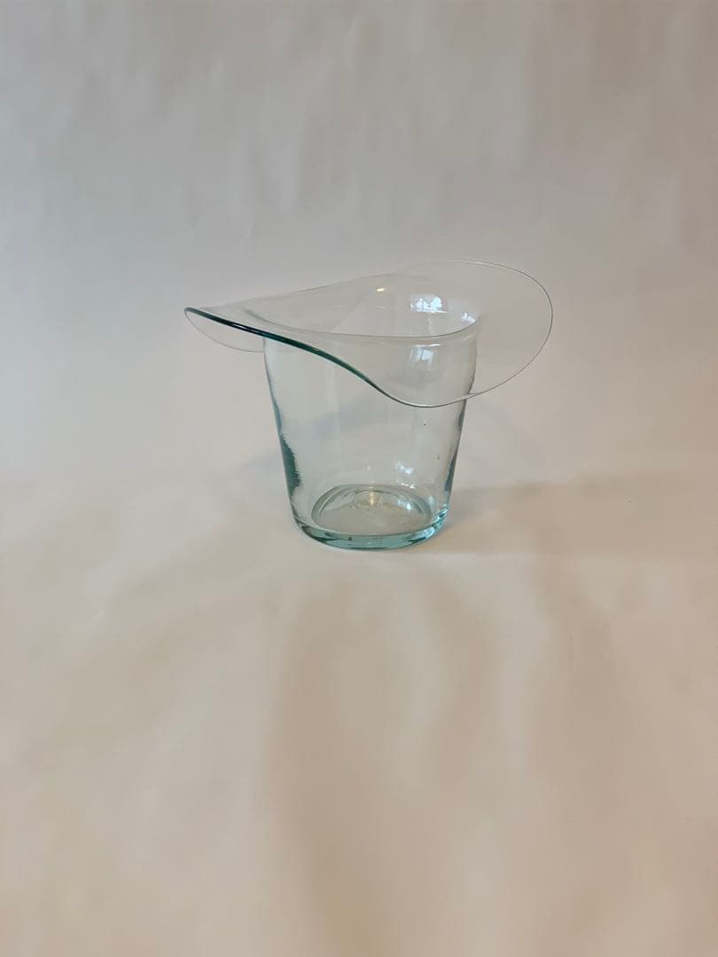 ハット　フラワーベース　ビンテージ　ガラス