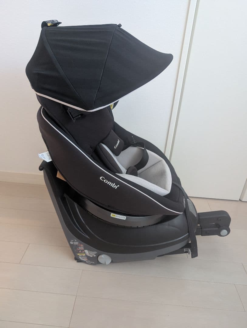 チャイルドシート combi クルムーヴスマート isofix