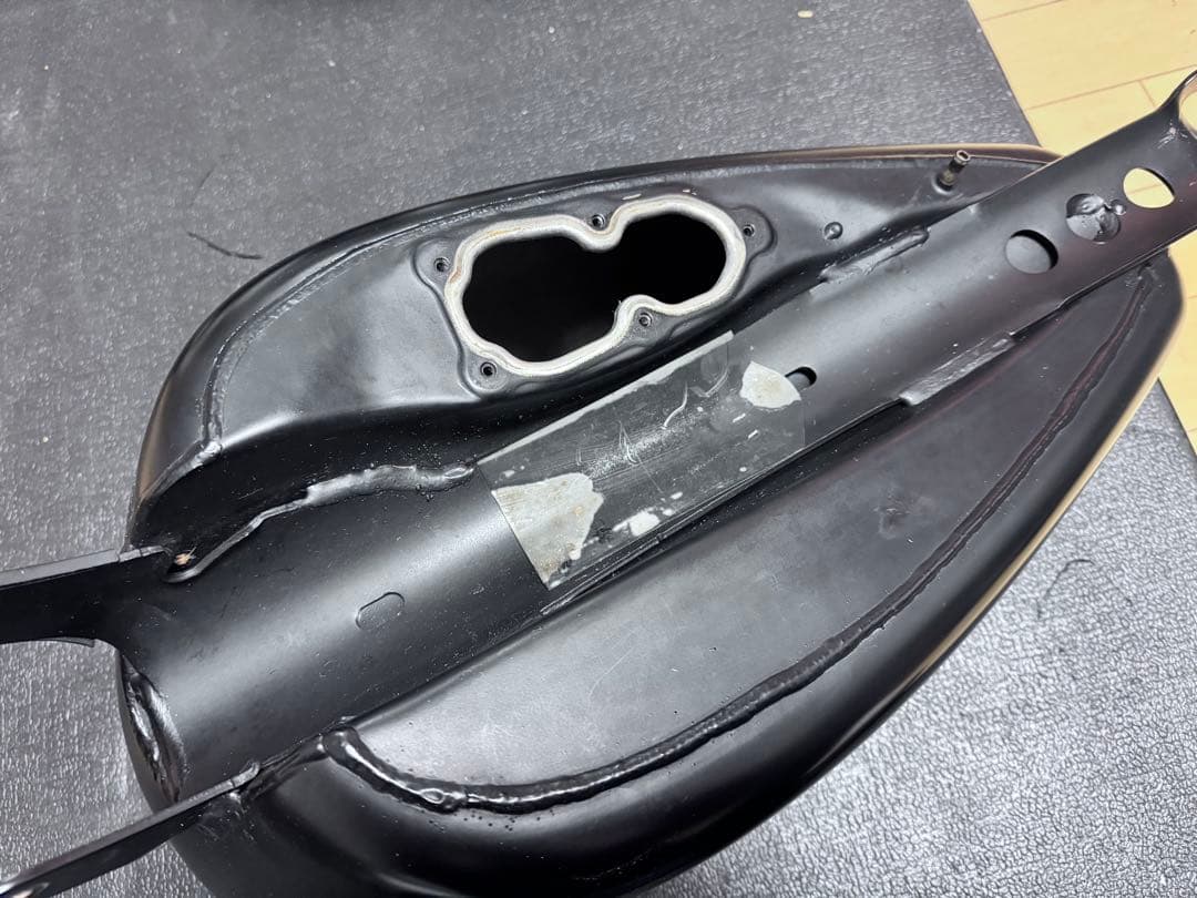 E*N様 Harley-Davidson XL883N スポーツスター フューエ