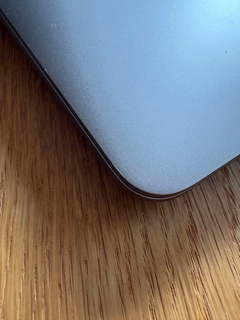 Apple MacBook Air (M1, 2020) スペースグレー