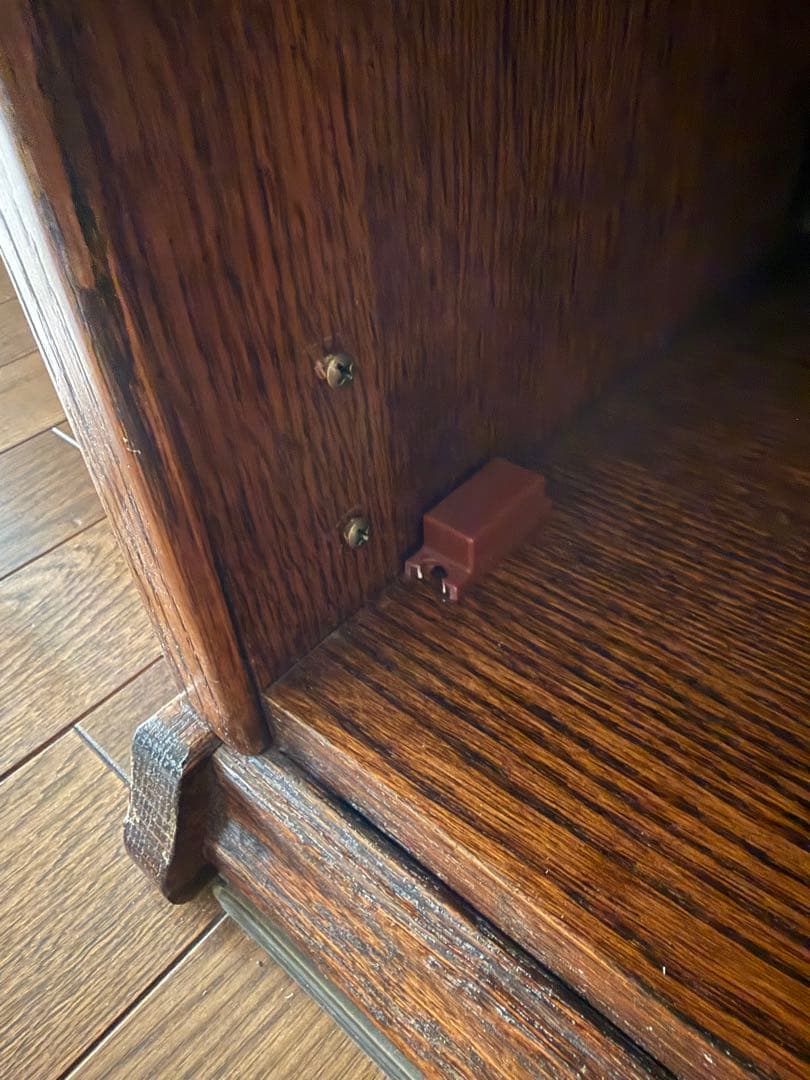 木製ガラス扉付き4段キャビネット ブックシェルフ