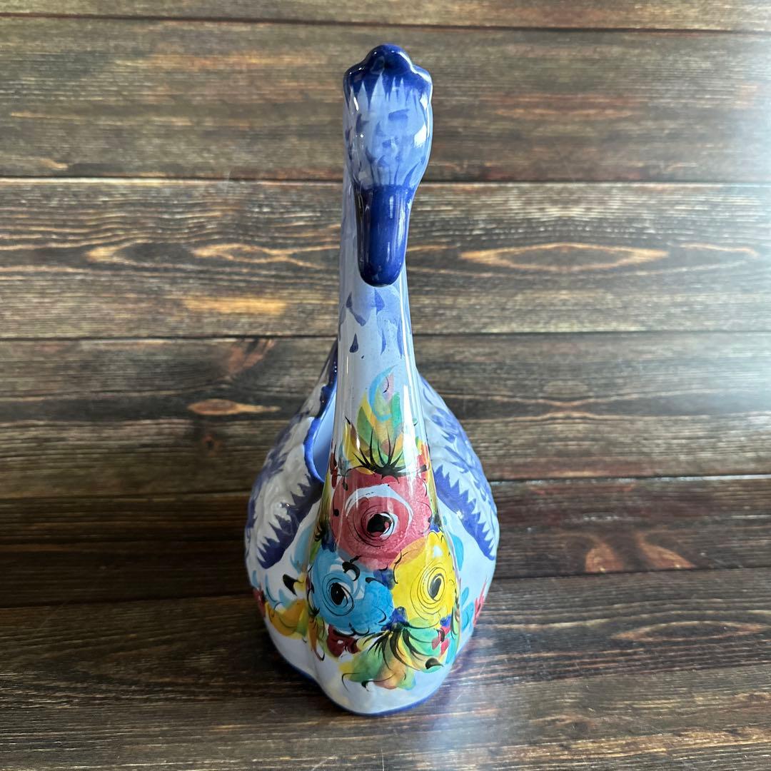 鳥の形の花瓶　花器　小物入れ　オブジェ　置物　陶磁製　　ポルトガル製　手描き