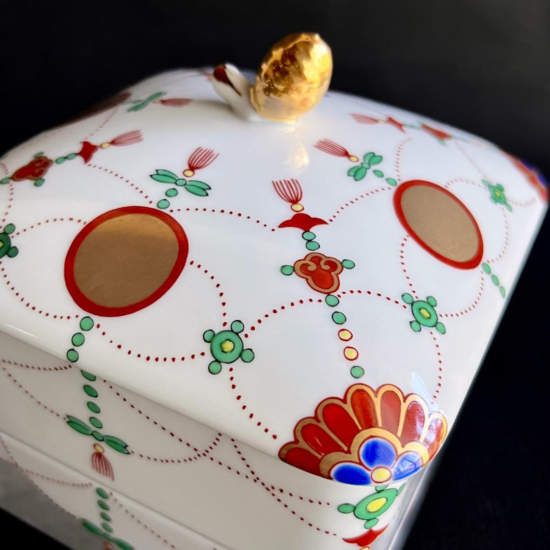 『期間限定値引き』★新品未使用　超美品★ 錦日輪赤玉瓔珞文【角二段重】　其泉窯