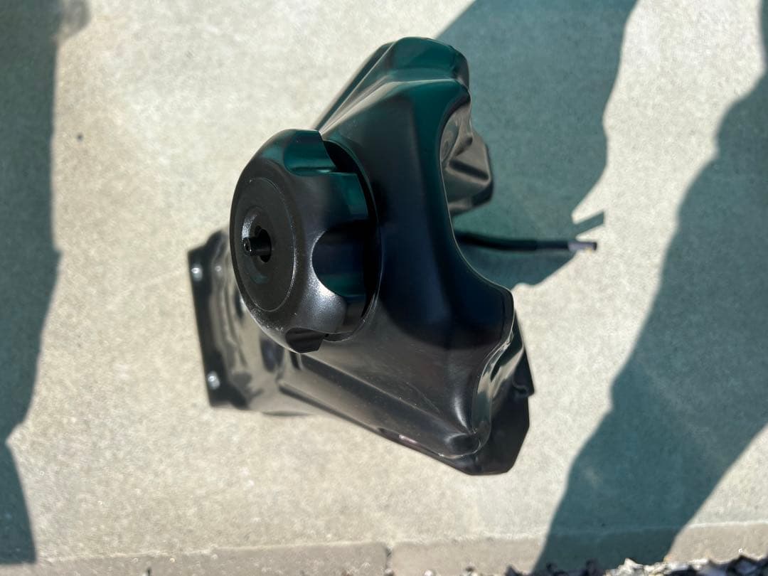 YZ125X 純正タンク