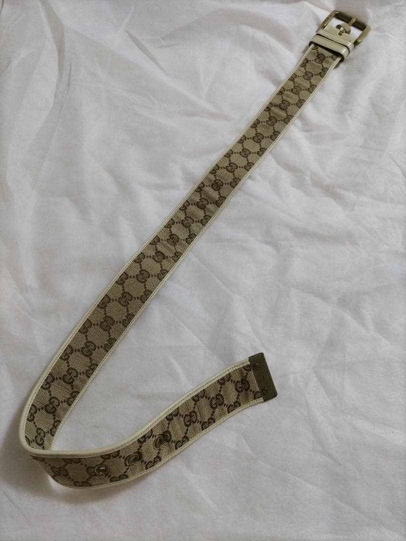 GUCCI ベージュ GGパターン ベルト レディース