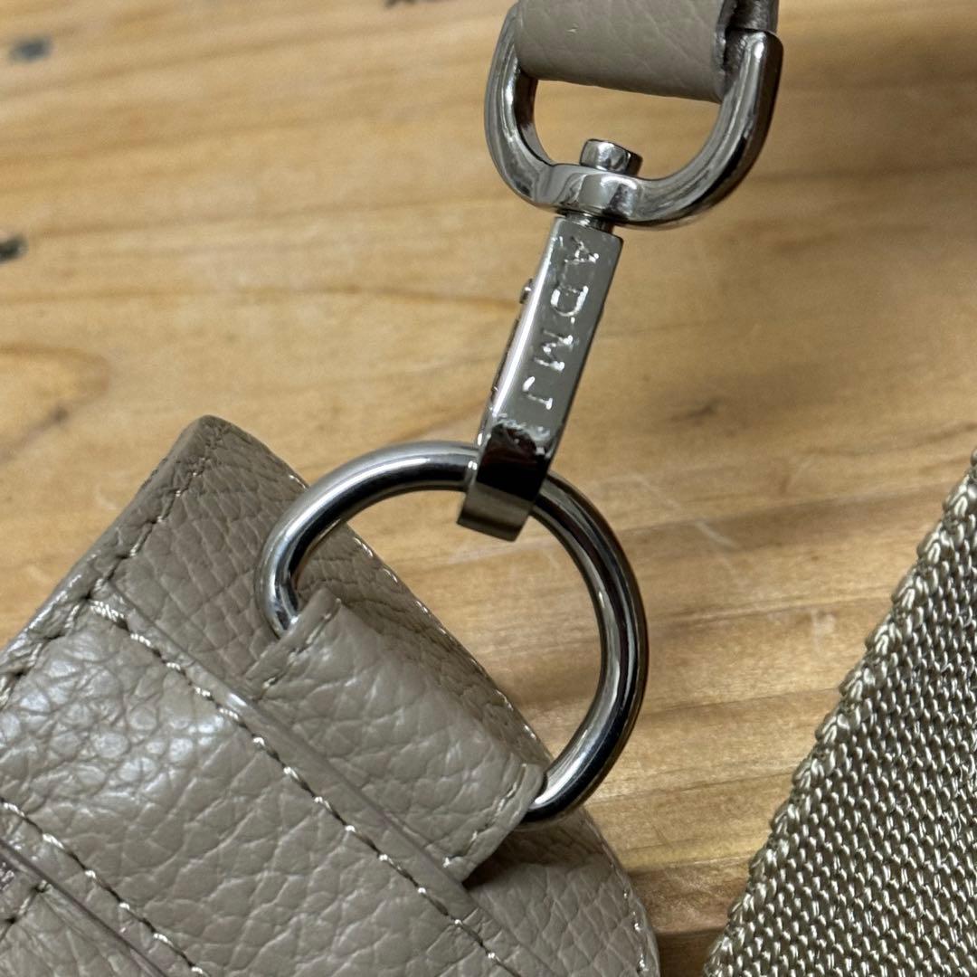 希少！A.D.M.J. 牛革シュリンク型押し　クロスボディバッグ　アク