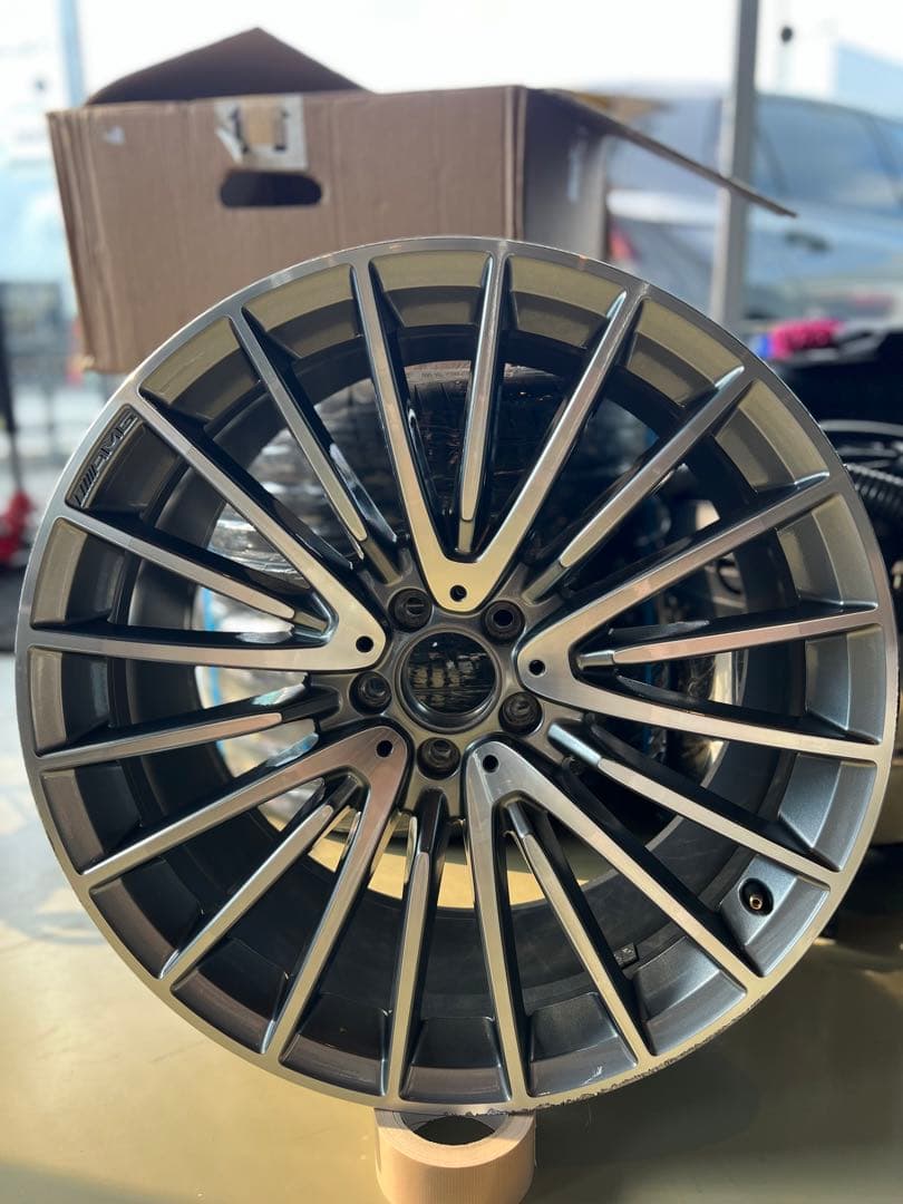 新型メルセデスベンツ　W223 Sクラス　AMG 21インチアルミ