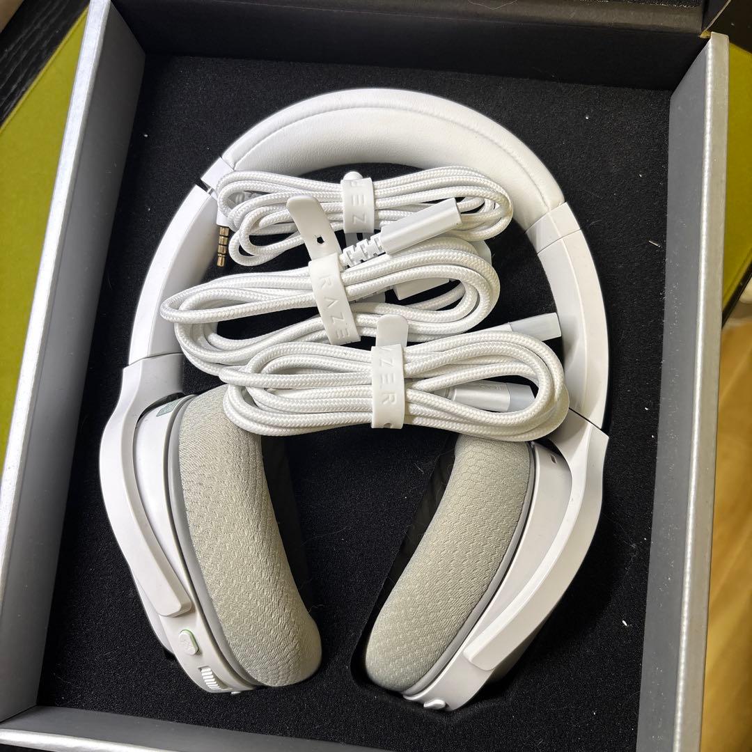 レイザーRAZER barracuda mercury edition白