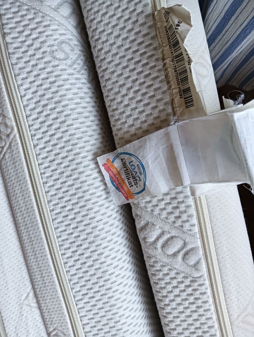 Dormeo イタリア製　マットレス 3つ折り 西川産業