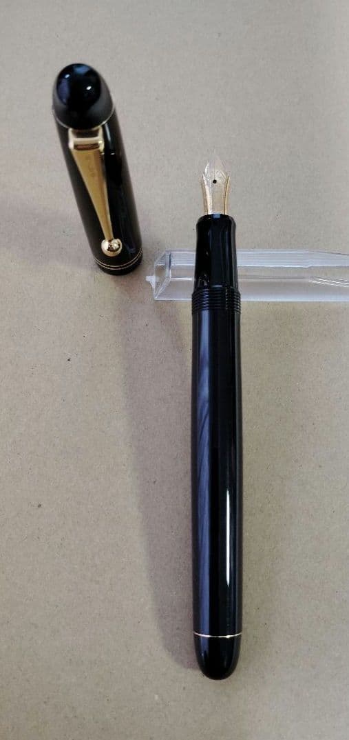 万年筆　パイロット　カスタム67　14K-585 EF　CUSTOM67