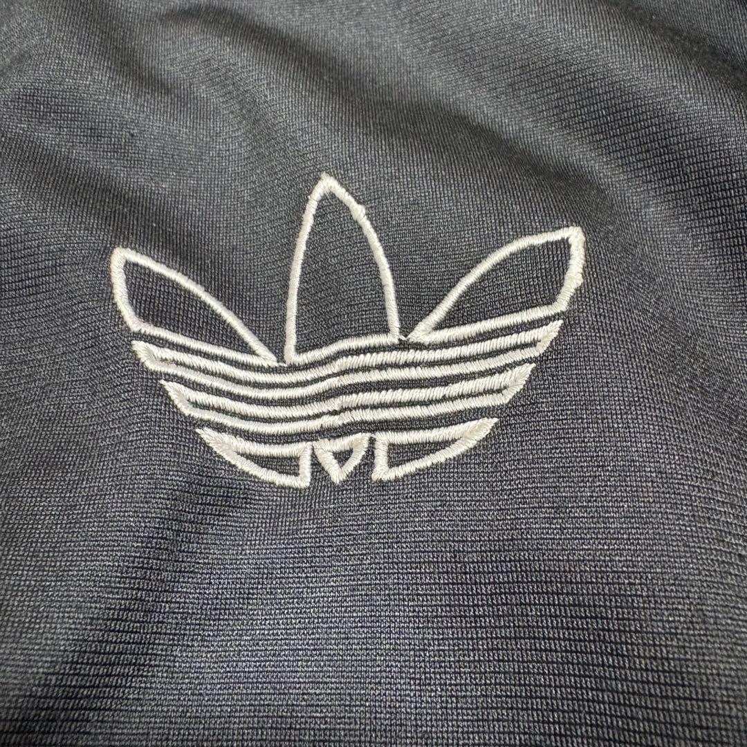 希少デザイン　90s old adidas トラックジャケット刺繍　ヴィンテージ