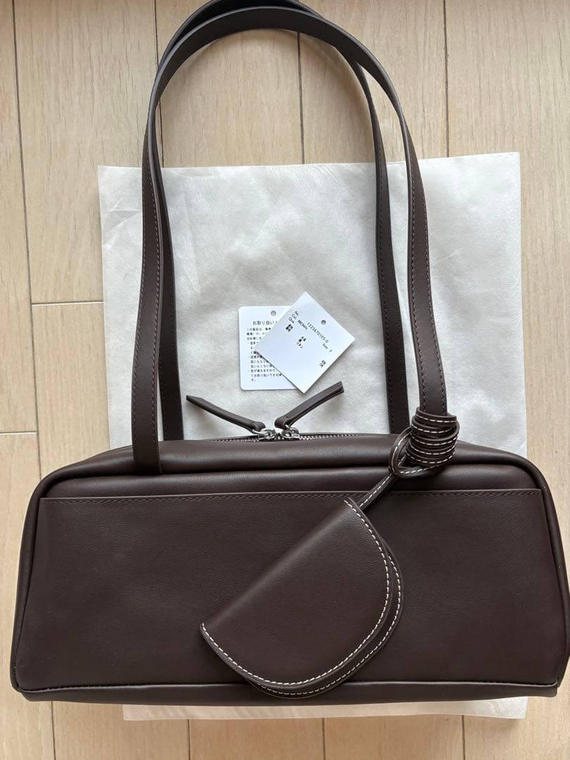 【2/9まで限定値下】ETRE tokyo オープンポケットレザーボストン