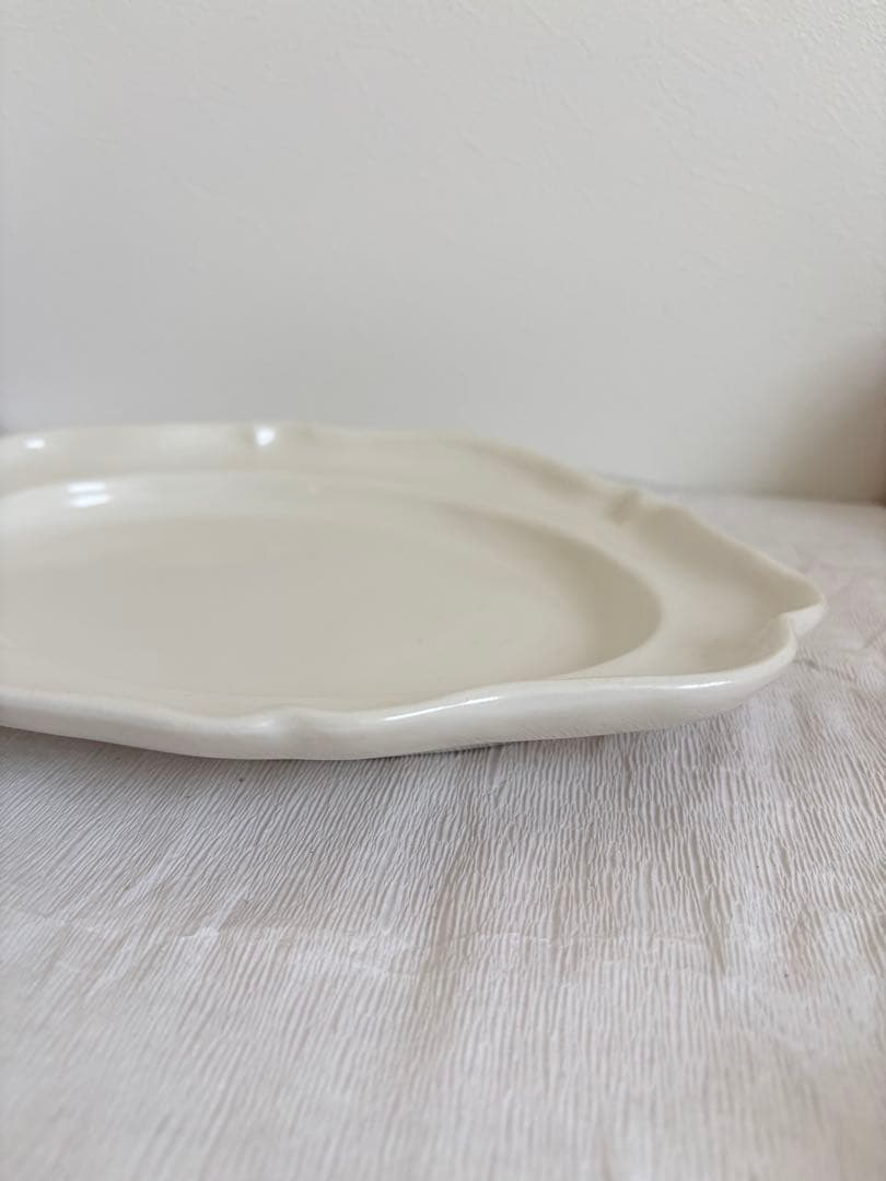 河合竜彦 オーバル ポット 白い器 作家