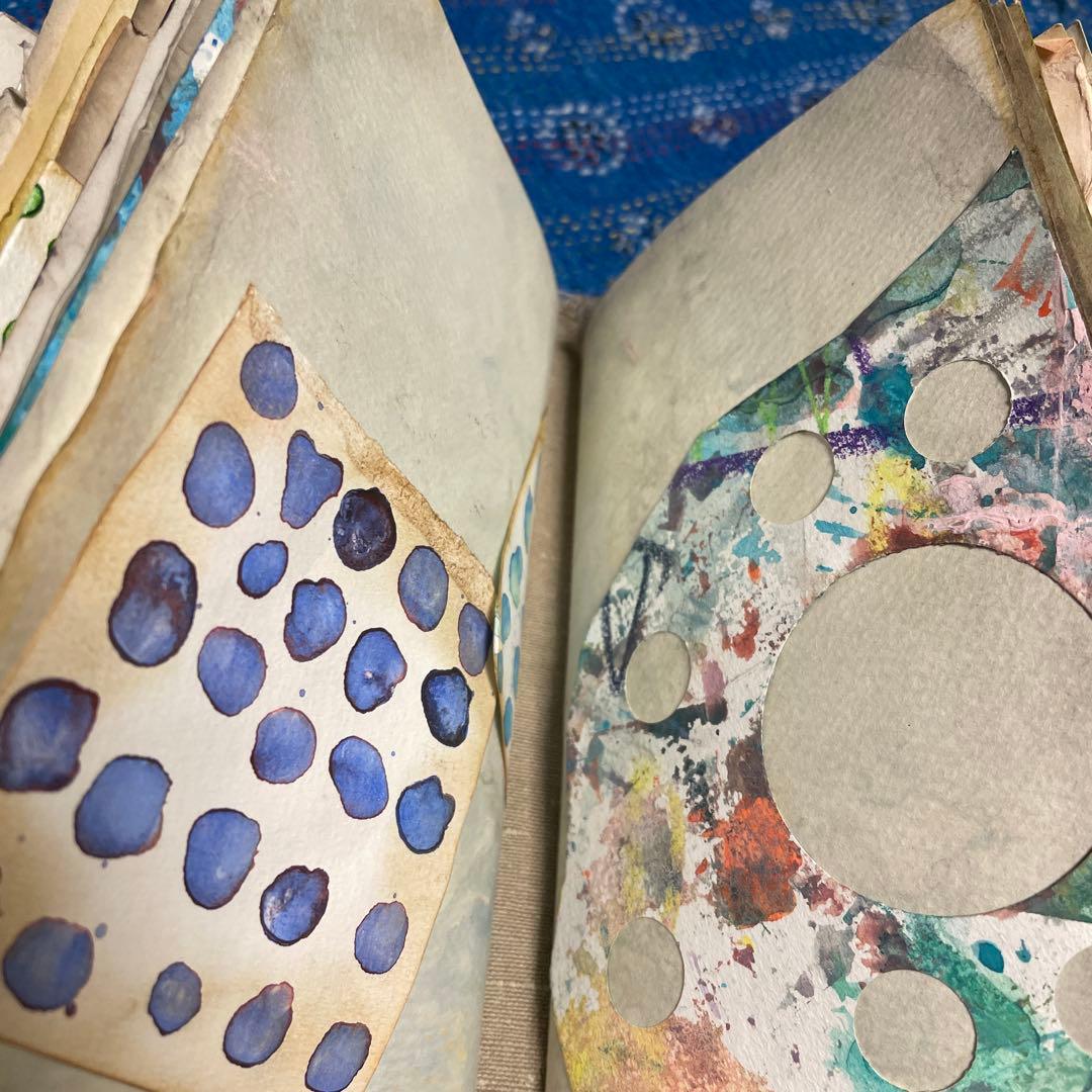 庭の本棚　 「襤褸の本12〜路地裏の本〜」 アートブック　ジャンクジャーナル