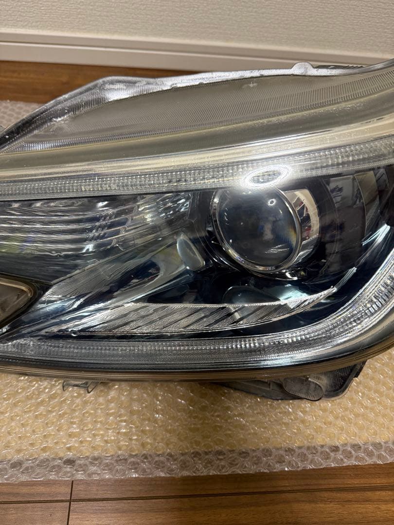 マークX 中期　GRX130 左　助手席側　ヘッドライト HID キセノン　中古