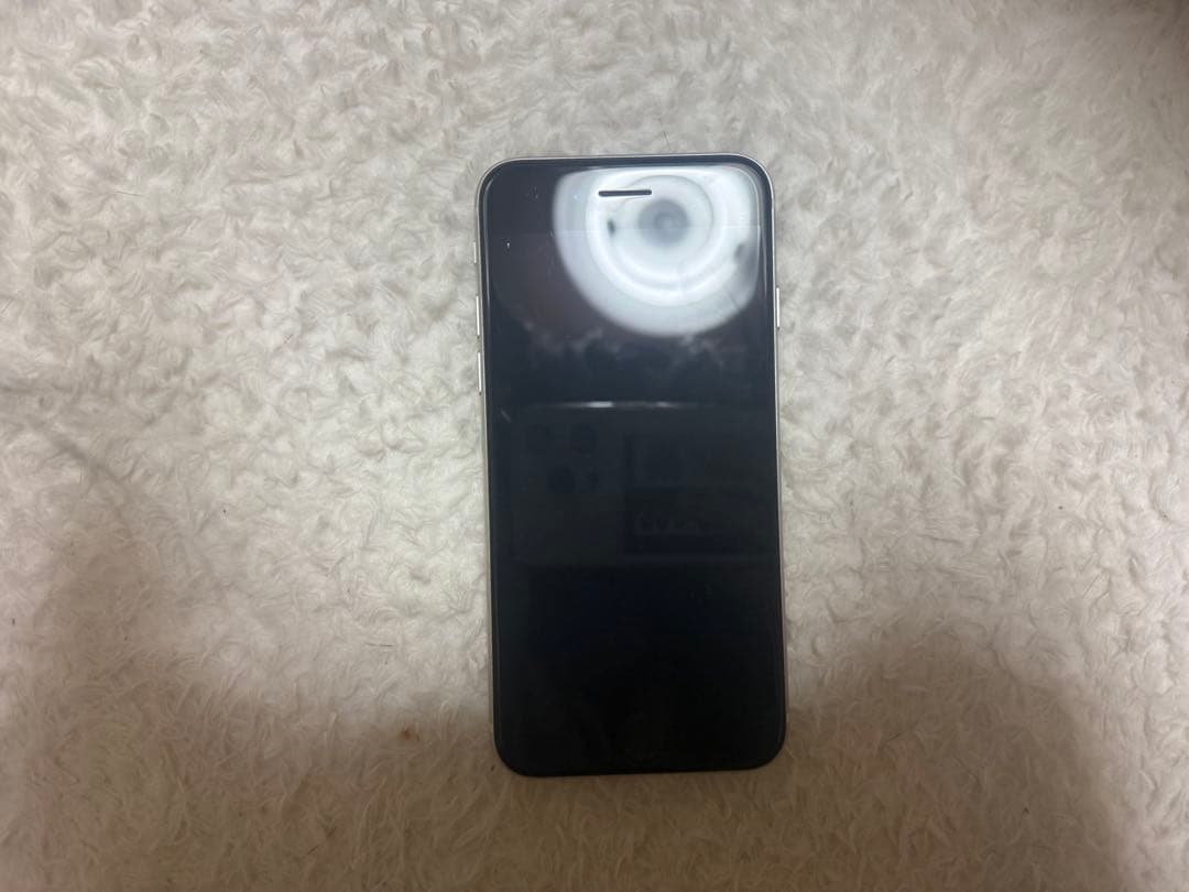 Apple iPhone SE (第2世代) ホワイト 本体