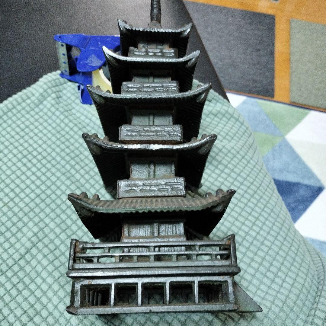 お宝?骨董 鋳鉄製 五重塔 約35cm作者不明