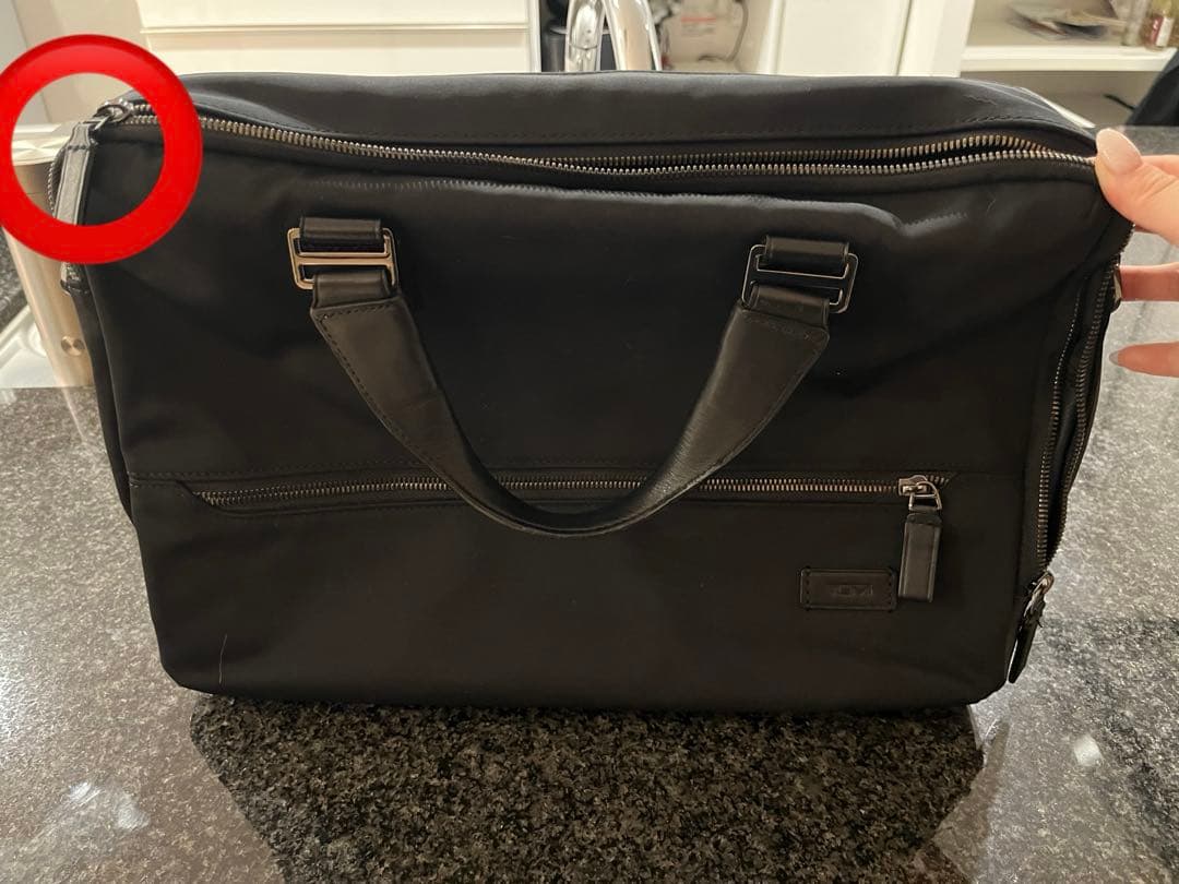 ビジネスバッグ　TUMI ブラック　リュック