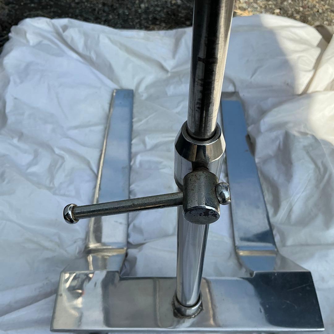 ステンレス製調整可能テーブル　医療　施術　高さ調節式　ワゴン 鍼灸/美容/ネイル