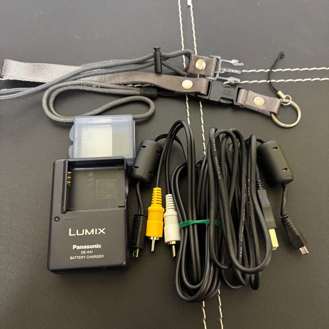 【動作確認済み】 Panasonic LUMIX DMC-FS2 デジカメ 稀少