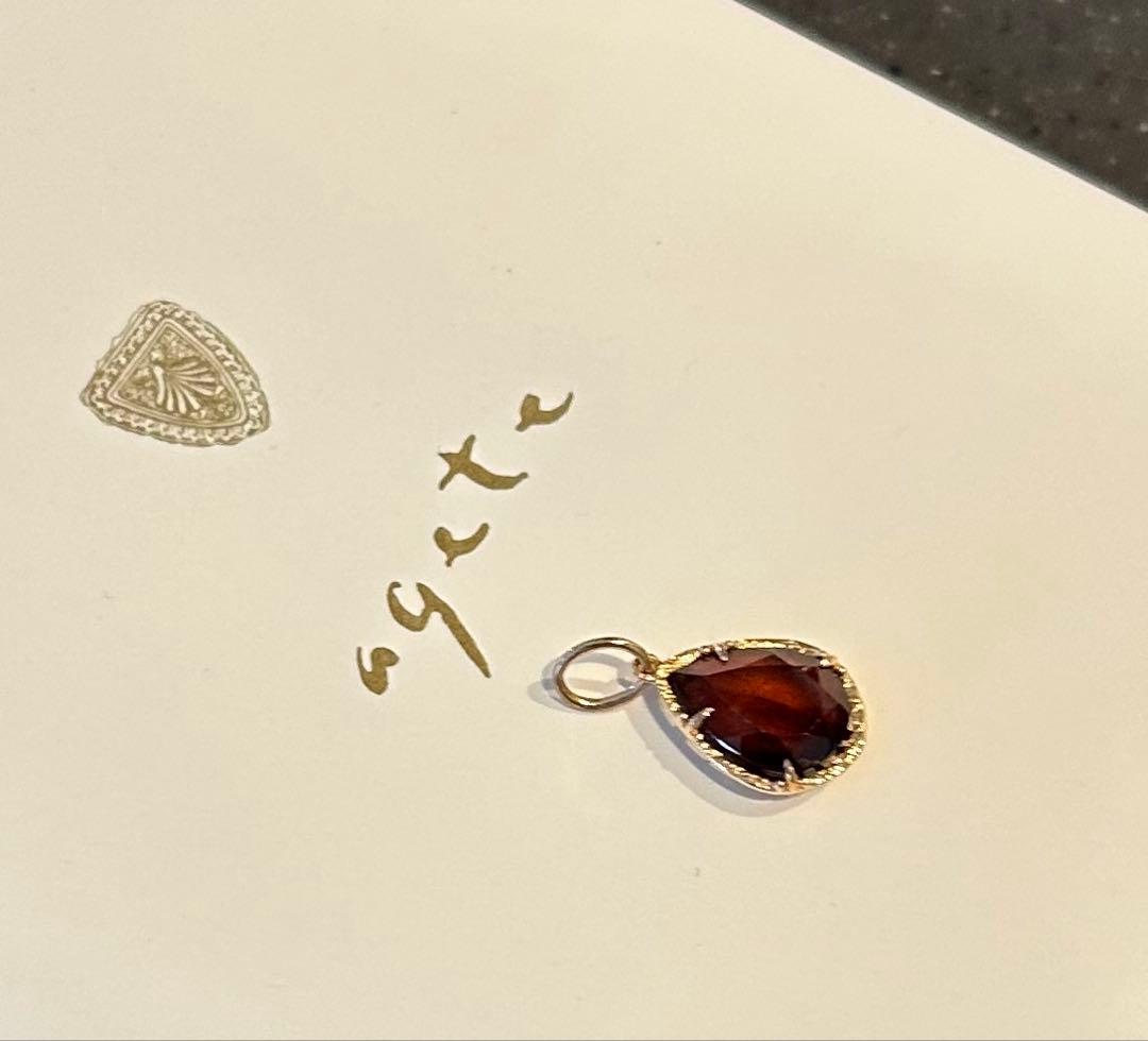 アガット　agete ガーネット　ネックレスチャーム