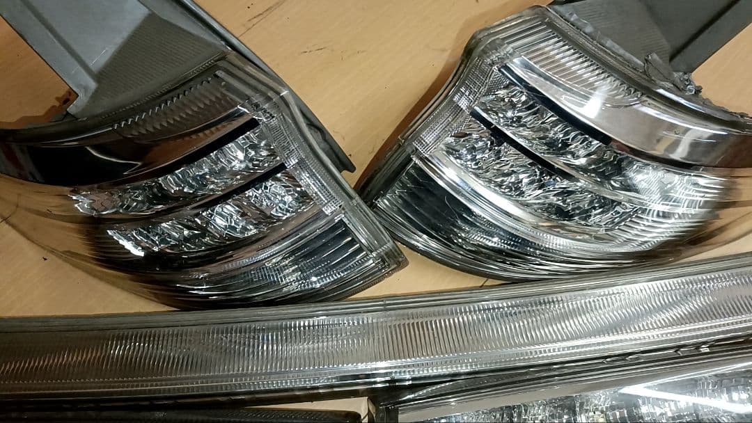 エスティマ後期クリアテール