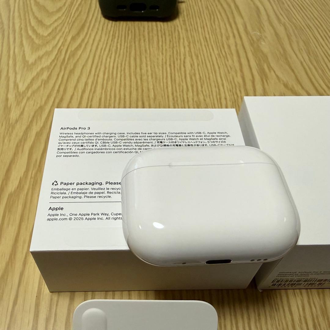 AirPods Pro 第3世代 + ESRケース