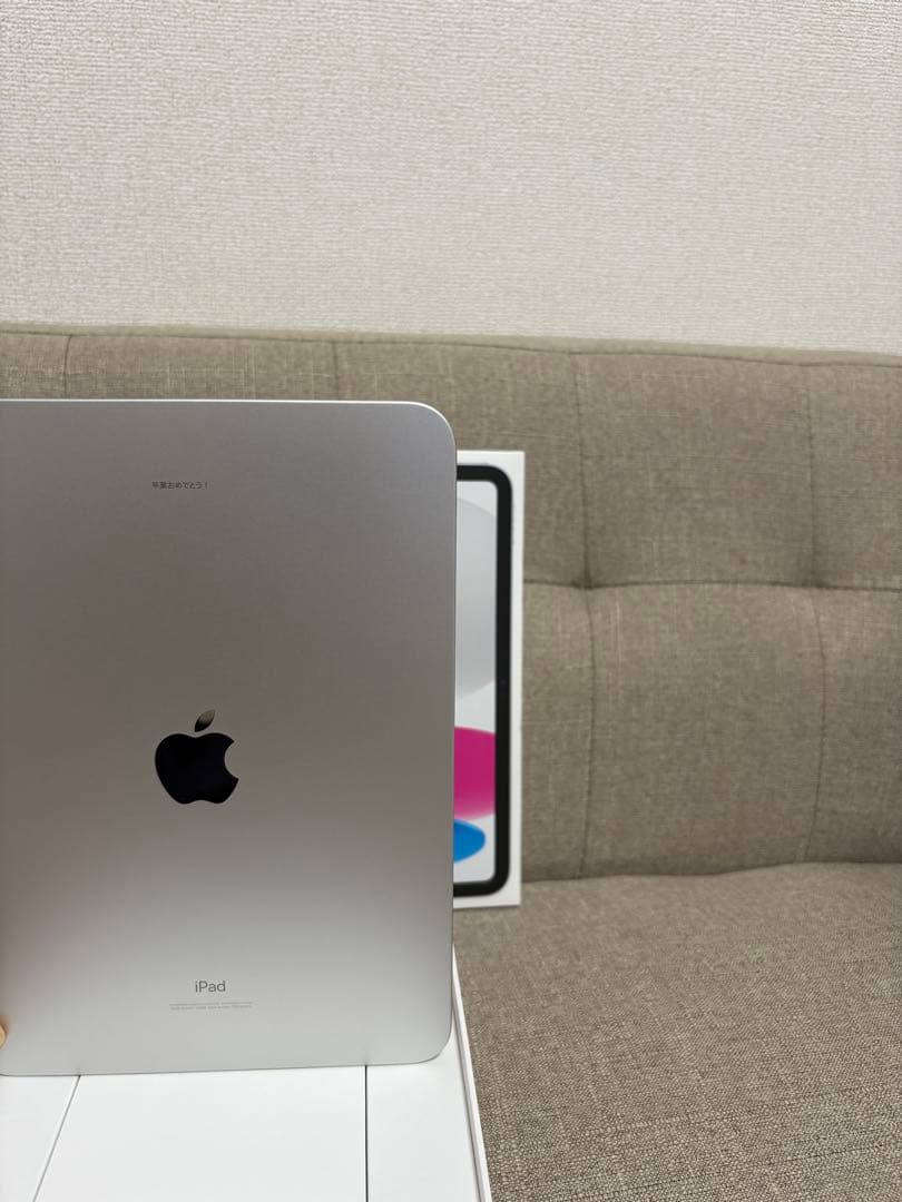 m*e様 【美品！】Apple iPad 第10世代 256GBシルバー