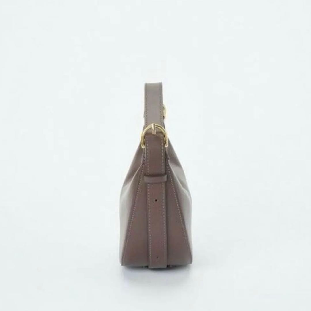 新品 CHRISTIAN VILLA 本革 ハーフムーンバッグ ワンショルダー