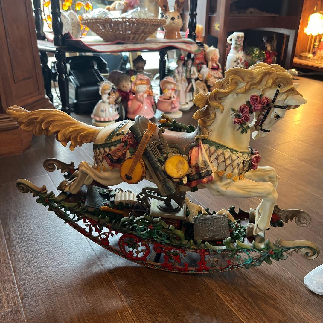 木馬　豪華　ゆらゆら揺れます^_^