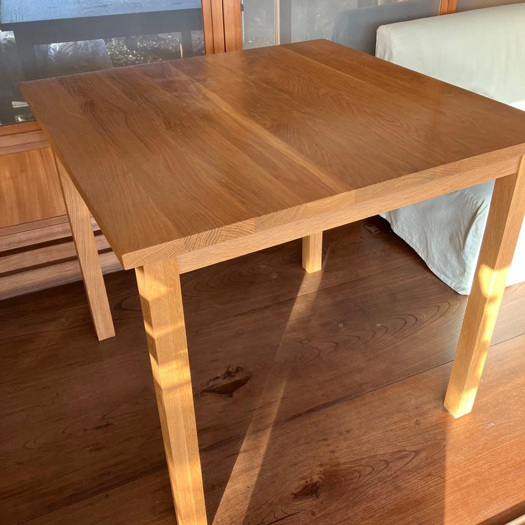 無印良品MUJIダイニングテーブル オーク材 80cm✖️ 80cm
